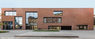 Façade de la nouvelle bibliothèque municipale Utopia