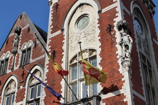 personnage djan jean de nivelles grand place